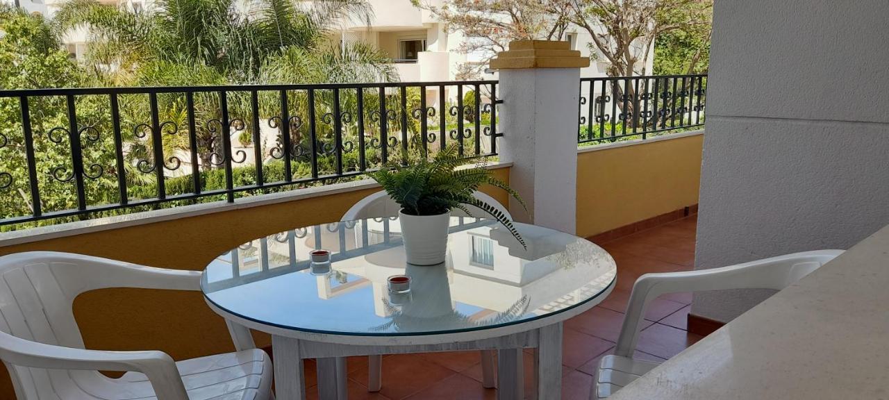 Marbella Naguelesアパートメント エクステリア 写真