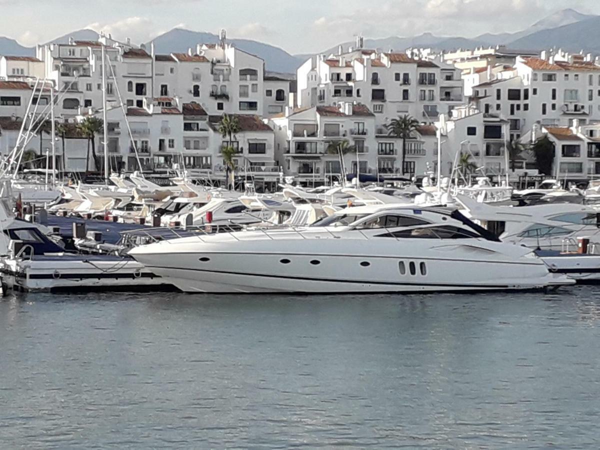 Marbella Naguelesアパートメント エクステリア 写真